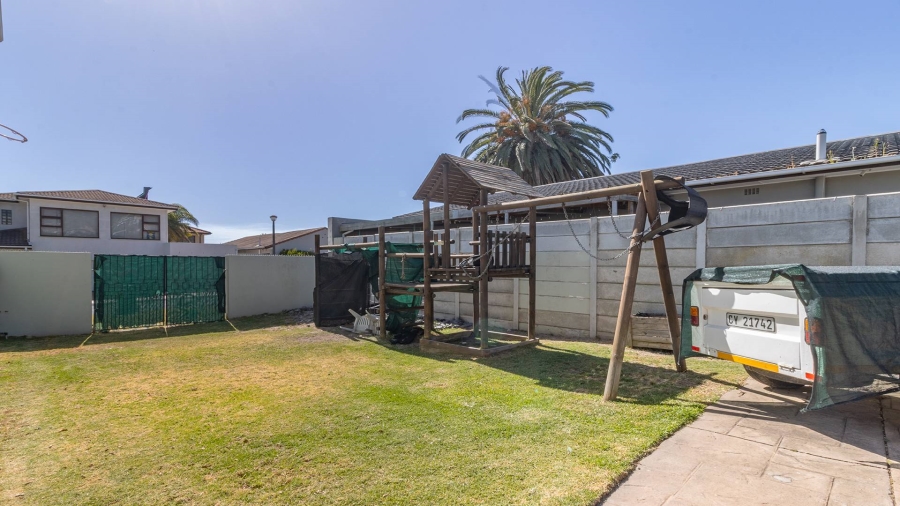 5 Bedroom Property for Sale in Northgate Western Cape